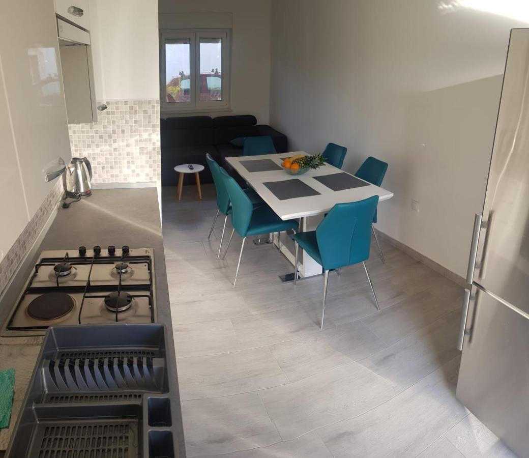 Apartman Milo - ザダル エクステリア 写真